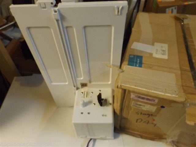 Samsung Refrigerator DA97-00705D Case Auger A Top Exp 127V, 65 NEW IN BOX Samsung Refrigerator DA97-00705D Case Auger A Top Exp 127V, 65 NEW IN BOX